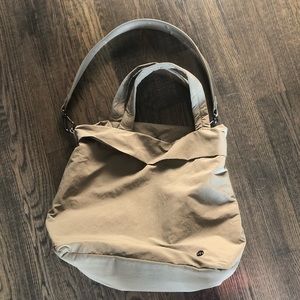 Large on my level lululemon bag color highlander